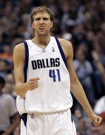 足球世界杯预选赛爆大冷，排名前五的强队遭淘汰